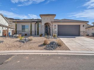 1466 N Arena Roja Dr, Washington, UT 84780