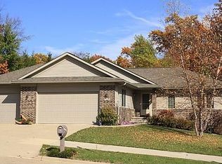 2007 Timber Ln, Coralville, IA 52241