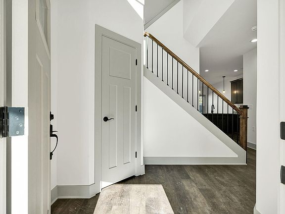 4th image of 124 McNabb Dr Lot 5C
