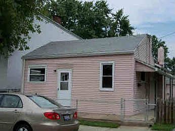 1st image of 226 W Vine St