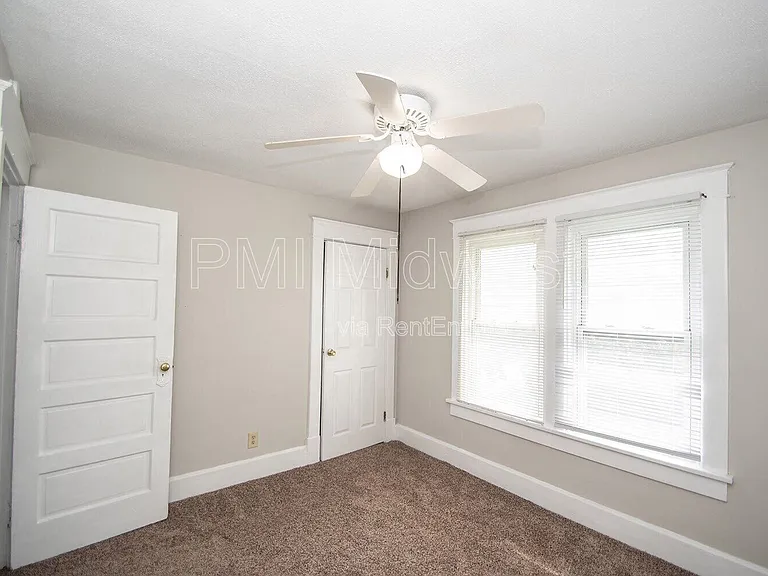 1541 E Ohio St — Photo 22