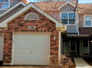 1341 Coldspring Rd, Carol Stream, IL 60188