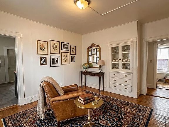 5th image of 16 Walter St #1