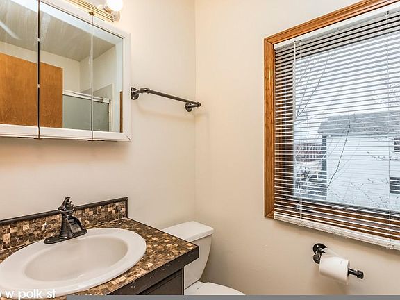 4th image of 2456 W Polk St #1524