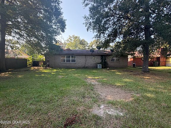 2nd image of 2103 Shannon Ave