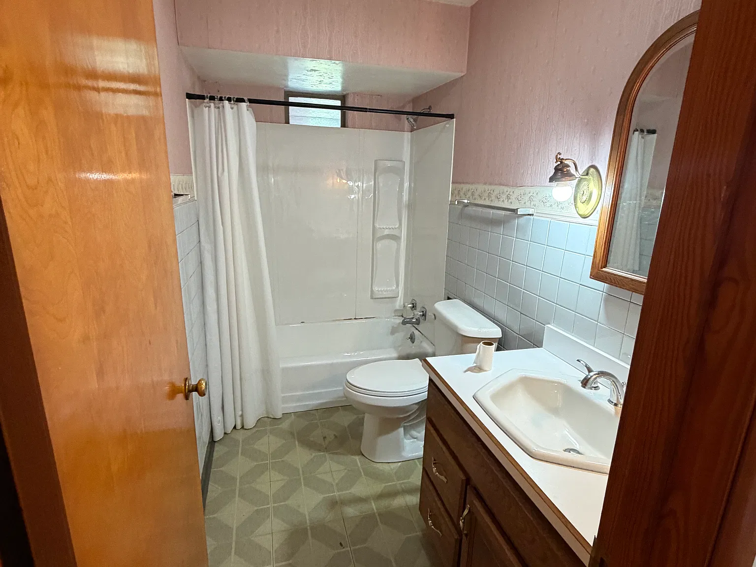 3 bed, 1200 sqft, $1,195 — Photo 4