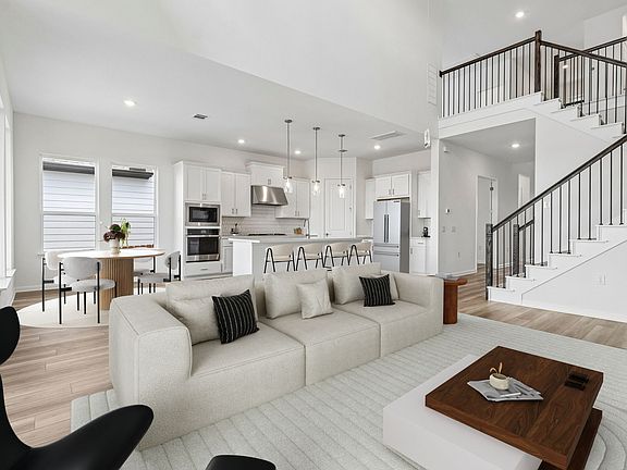 7th image of this home