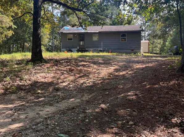2950 Davis Rd, Rocky Face, GA 30740
