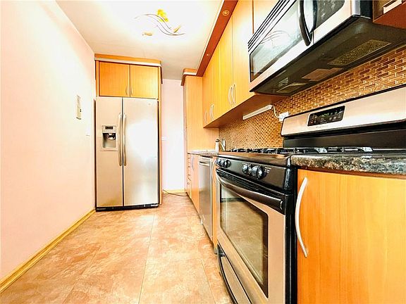 5th image of 444 Neptune Ave APT 2L