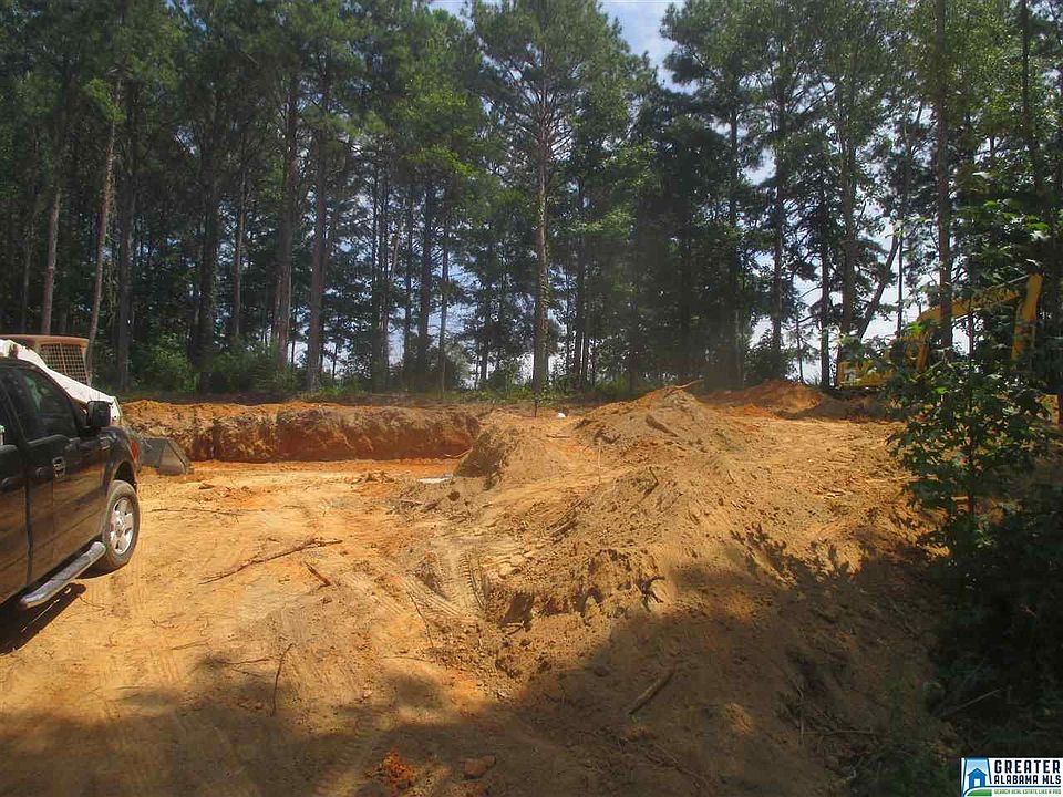 2nd image of 46 Mountain Top Rd