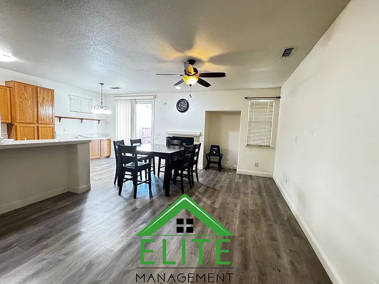 9009 Tillander Way — Photo 12