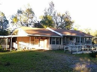 812 White Rd, Lake Charles, LA 70611