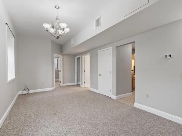 593 Main St #Ll2, Leominster, MA 01453