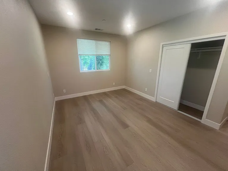 2226 Deodara Dr #A — Photo 7