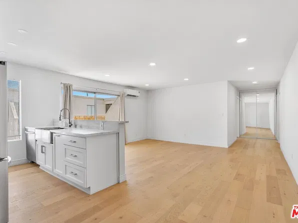 409 Burchett St Unit 316, Glendale, CA 91203