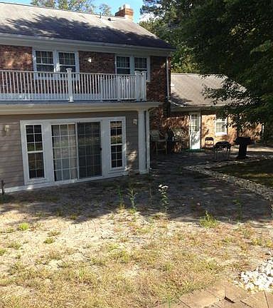 3rd image of 7207 Thomas Dr