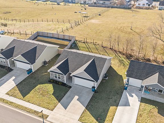 2nd image of 137 Michelle Ann Ct