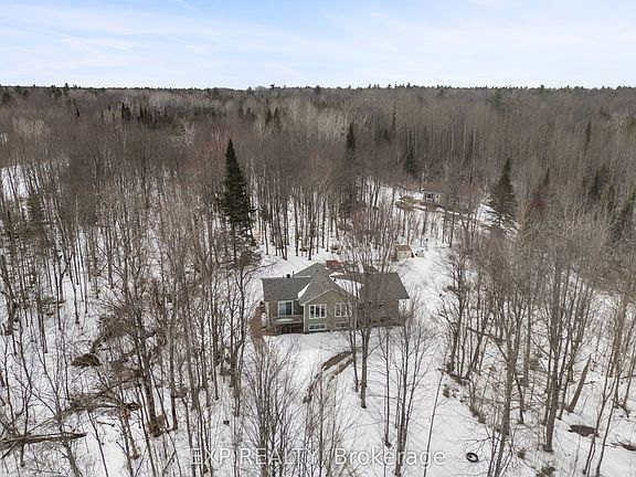 4th image of 317 Jim Barr Rd