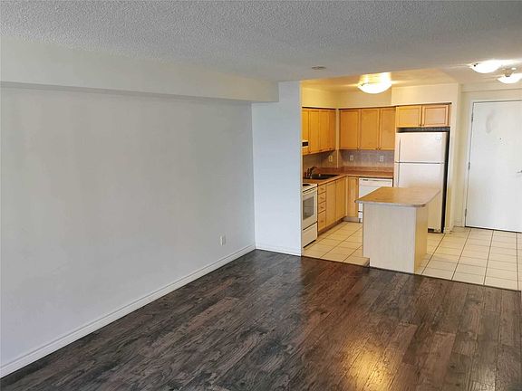 5th image of 3888 Duke Of York Blvd #2726