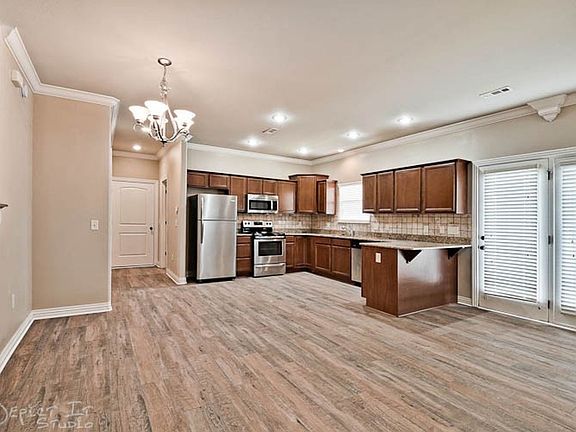 2nd image of 101 Carrington Ave