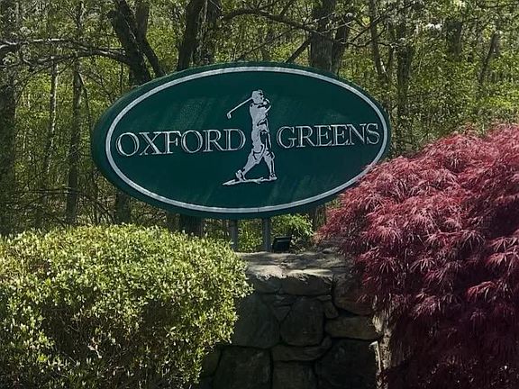 2nd image of 527 Putting Green Lane #527