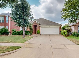 3011 Peppercorn Dr, Euless, TX 76039
