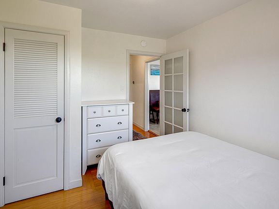 4th image of 732 Spruce Ave #B