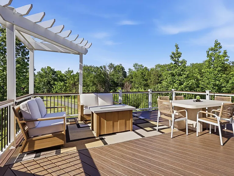 42522 Stratford Landing Dr — Photo 31
