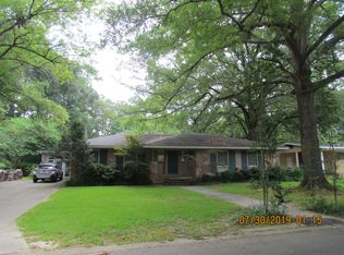 711 Maple St, Crossett, AR 71635