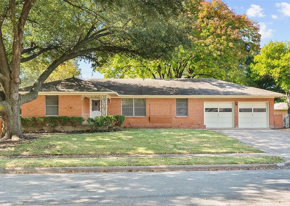 1st image of 1221 Tanager Ln