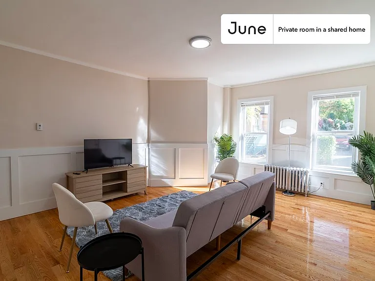11A Islington St #E — Photo 8