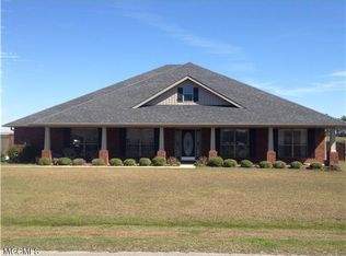 10319 Maple Cv, Ocean Springs, MS 39565