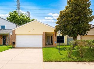 8615 Belle Park Dr, Houston, TX 77099