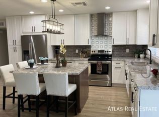 1808 W Summit Pl, Chandler, AZ 85224