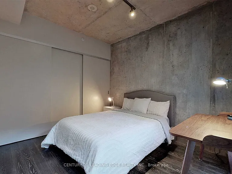 11 Charlotte St #308 — Photo 21