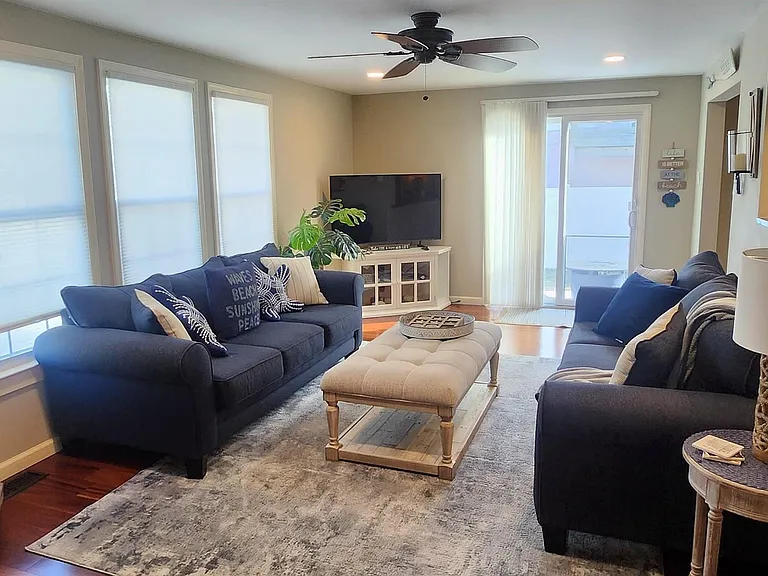 5217 Harbor Beach Blvd — Photo 13