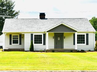 249 Parkes Ave, Lawrenceburg, TN 38464