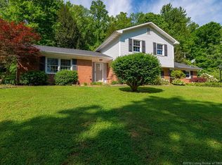 147 W Dogwood Dr, Marengo, IN 47140