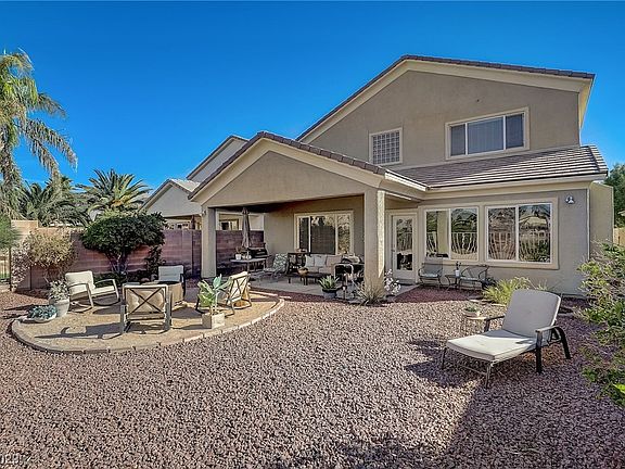2nd image of 8709 Sherwood Park Dr