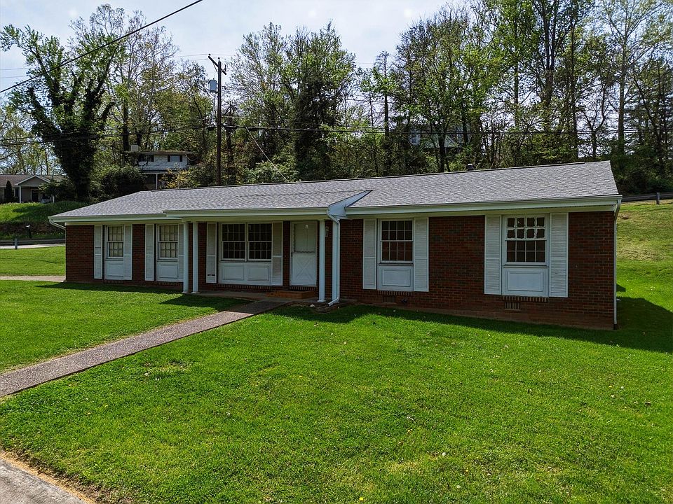 1st image of 155 Larkspur Dr