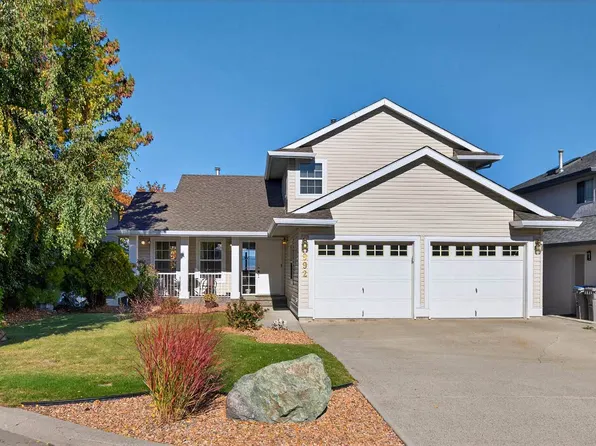 992 Canongate Cres, Kamloops, BC V1S 1W8