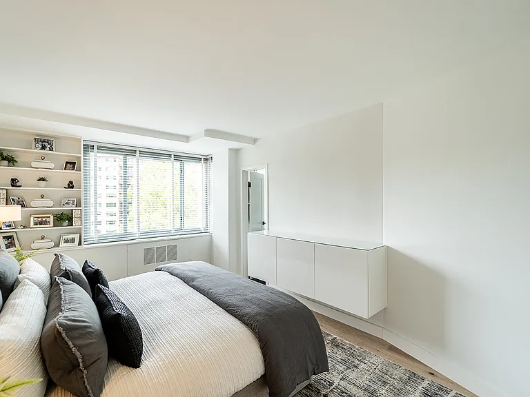 4200 Cathedral Ave NW #1005 — Photo 27