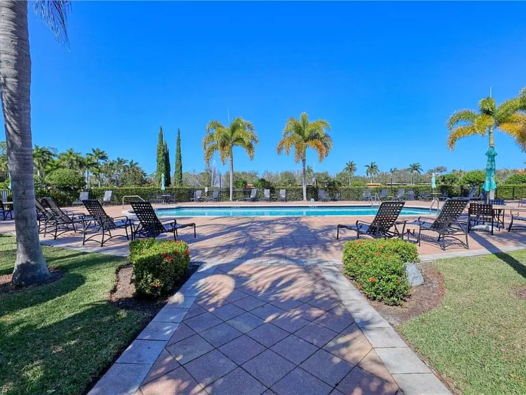 1830 Florida Club Cir #4304 — Photo 38