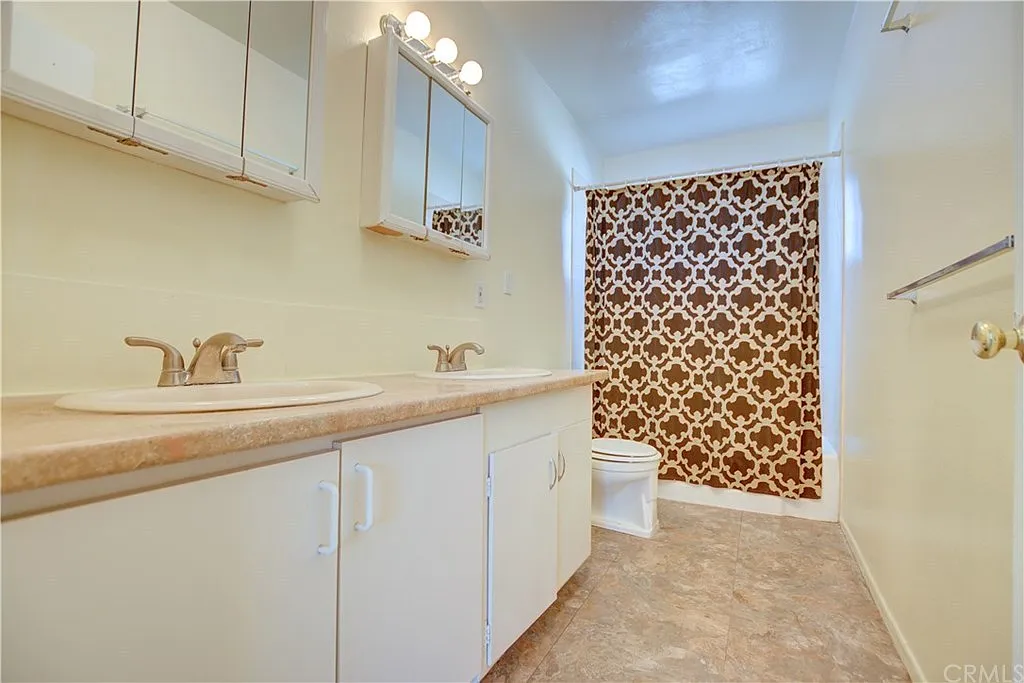 4 bed, 1512 sqft, $800 — Photo 1
