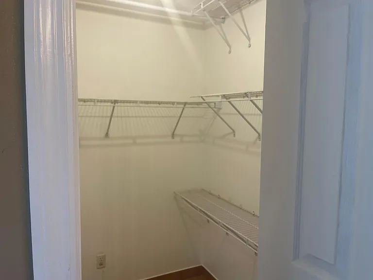8919 Hannigan Ct — Photo 17