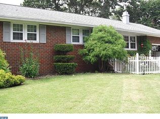 45 Delaware Dr, Penns Grove, NJ 08069