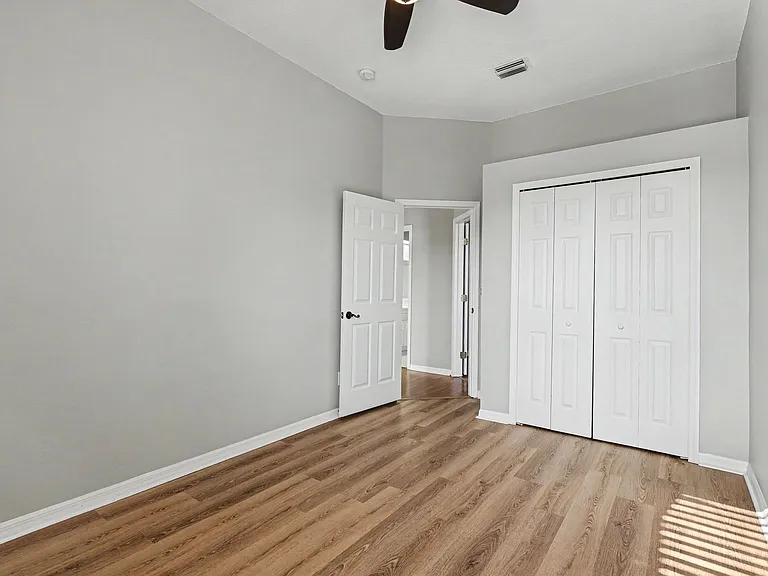 8056 Bracken Ln — Photo 18