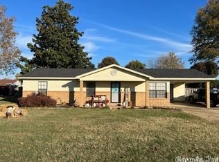 220 Flossie St, Trumann, AR 72472