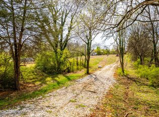 2416 Sweetwater Vonore Rd, Sweetwater, TN 37874