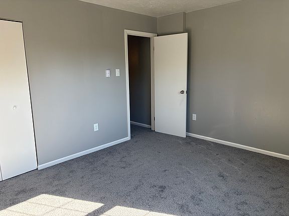 4th image of 502 Barclay Heights Dr